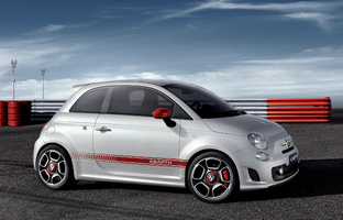 Abarth propone la fórmula 50+Go: Pagas la mitad y lo disfrutas entero