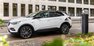¡Nueva oferta del Opel Grandland X PHEV! Todo un híbrido enchufable a precio de diésel