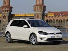 El Volkswagen Golf GTE llega a España: a la venta desde 39.330 euros