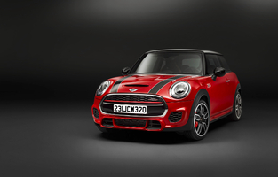 MINI John Cooper Works: el GTI según MINI por 31.750 euros MINI John Cooper Works: el GTI según MINI por 31.750 euros
