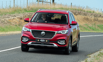 Aprovecha la oferta de marzo y estrena un MG HS por muy poco