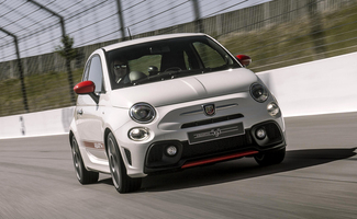 El Abarth 595 por menos de 24.000 € es un juguete muy interesante