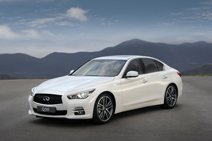 Infiniti Q50 "Primer aniversario": una berlina premium por 26.990 euros Infiniti Q50 "Primer aniversario": una berlina premium por 26.990 euros