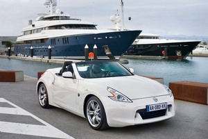 Nissan 370Z Roadster, sí, el descapotable también tiene suculentos descuentos Nissan 370Z Roadster, sí, el descapotable también tiene suculentos descuentos