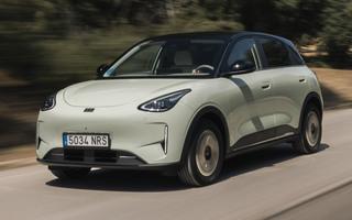 El Geely E2, ahora por poco más de 13.500 €