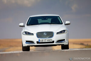 Jaguar XF Luxury Plus: solo 50 unidades, bien equipado y automático por 39.800€ Jaguar XF Luxury Plus: solo 50 unidades, bien equipado y automático por 39.800€