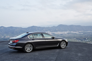 BMW Serie 7: lujo y confort desde 94.650 euros BMW Serie 7: lujo y confort desde 94.650 euros